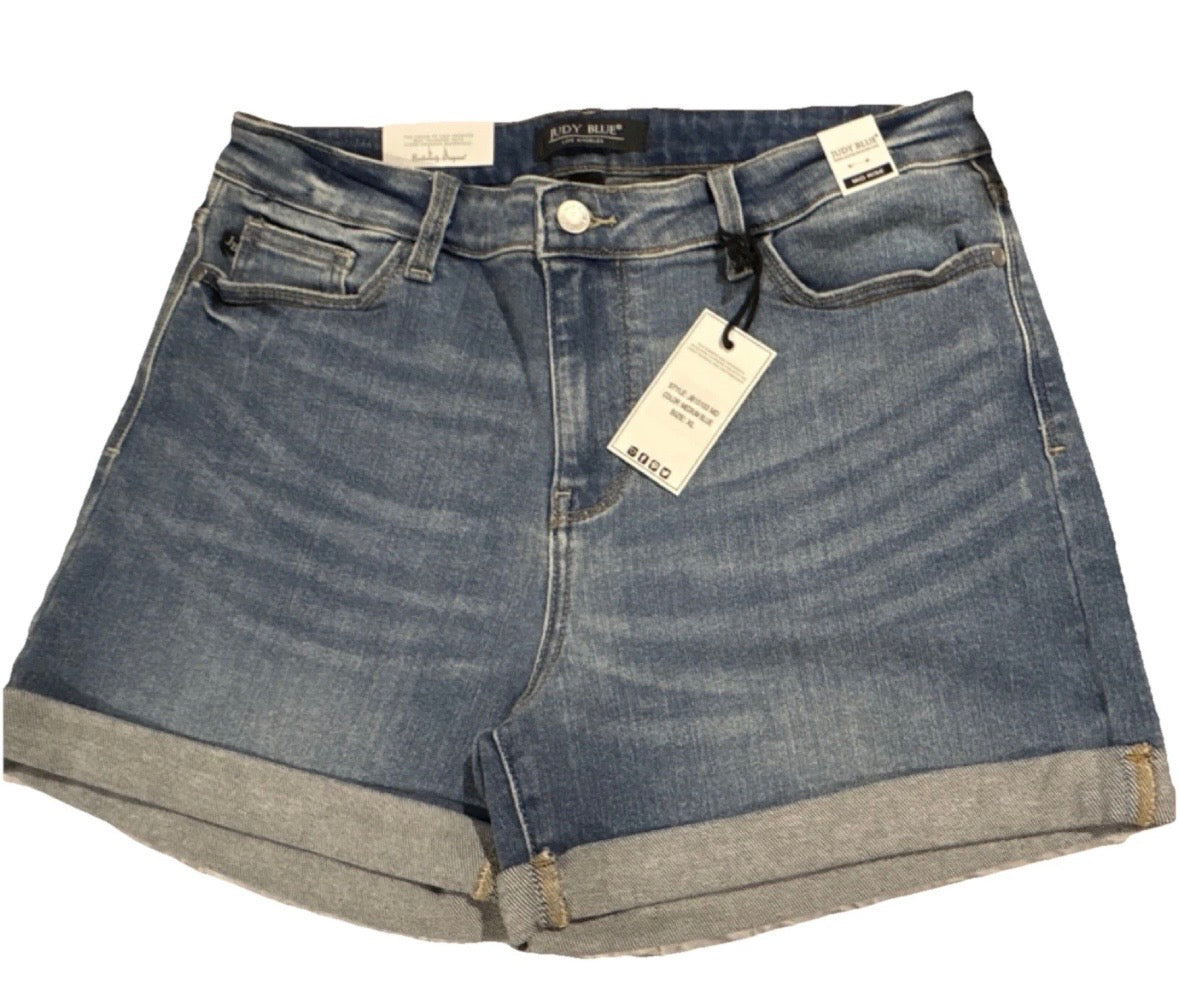 Judy Blue Women's Blue Denim  Cuffed Shorts XL Mid Rise 5-Pocket Button