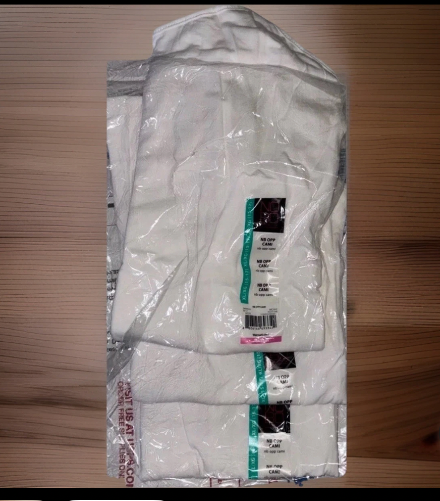 No Boundaries Juniors XL White Tank Top Camisole 3 pack